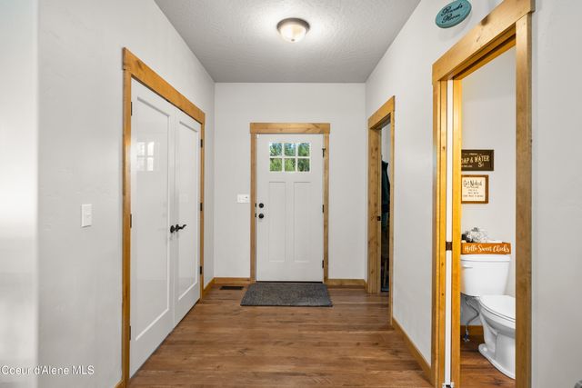 8436 E Snowy LN, Athol, ID 83801