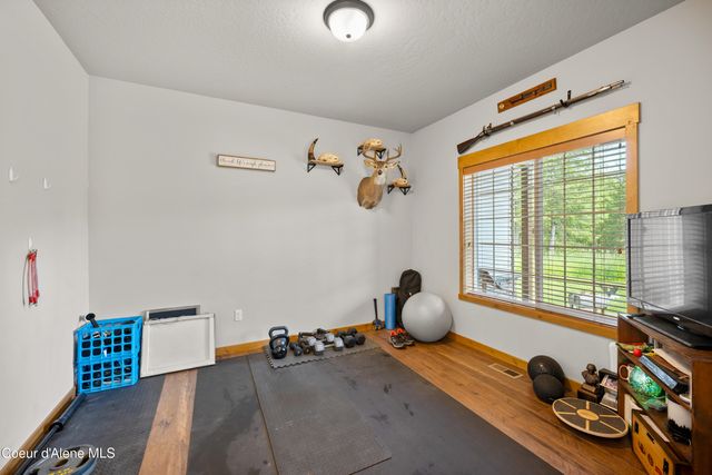 8436 E Snowy LN, Athol, ID 83801