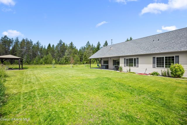 8436 E Snowy LN, Athol, ID 83801