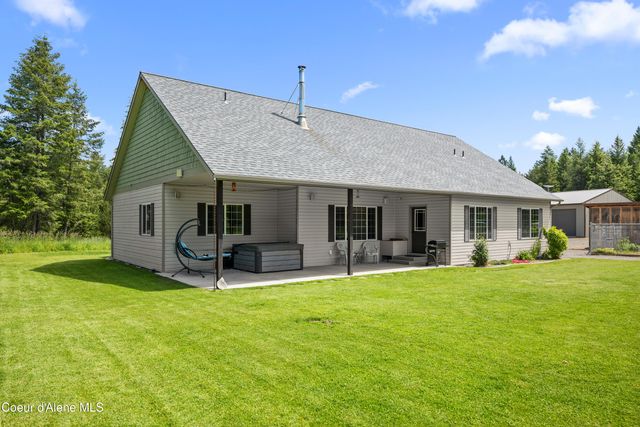 8436 E Snowy LN, Athol, ID 83801