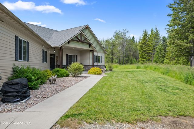8436 E Snowy LN, Athol, ID 83801