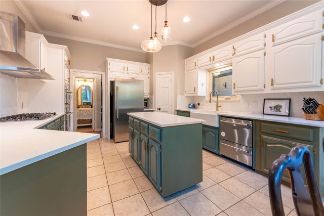 2329 Highlands Creek Road, Carrollton, TX 75007