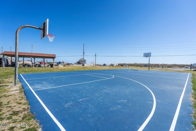 484 Little Kinston Road, Surf City, NC 28445