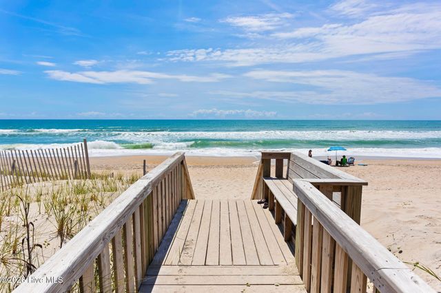 484 Little Kinston Road, Surf City, NC 28445