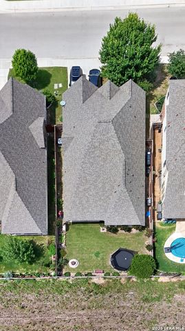 1925 FIELD BRK, Seguin, TX 78155