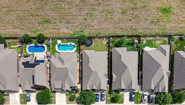 1925 FIELD BRK, Seguin, TX 78155