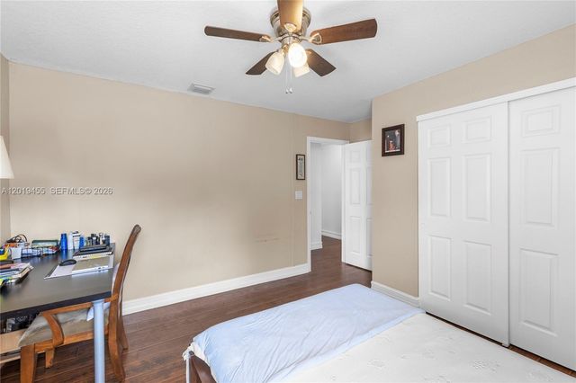 17047 NW 16th St, Pembroke Pines, FL 33028