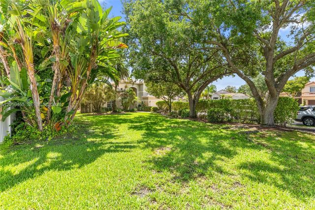 17047 NW 16th St, Pembroke Pines, FL 33028