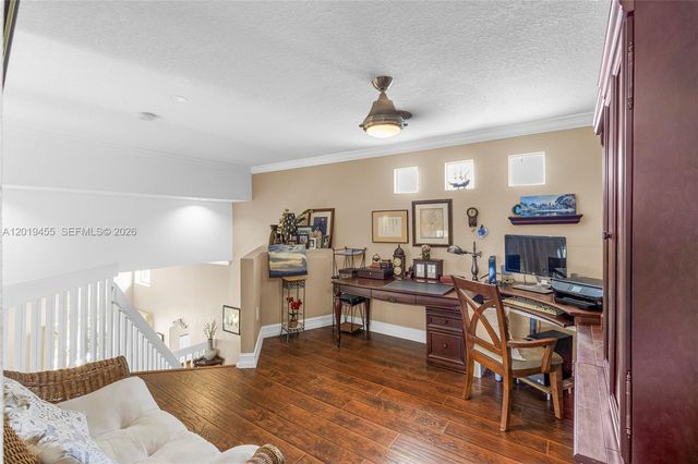 17047 NW 16th St, Pembroke Pines, FL 33028