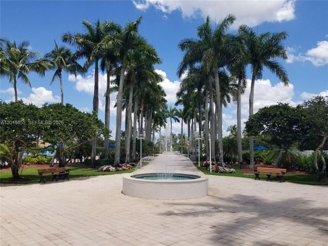17047 NW 16th St, Pembroke Pines, FL 33028