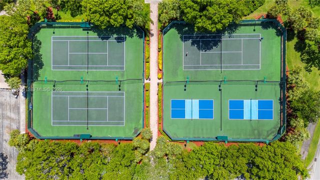17047 NW 16th St, Pembroke Pines, FL 33028