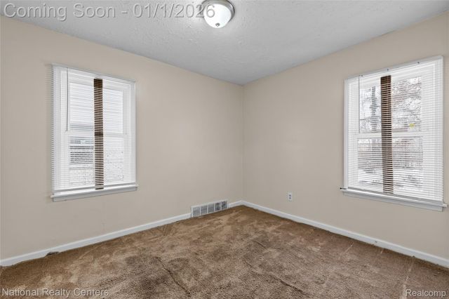 7635 Ashton Avenue, Detroit, MI 48228