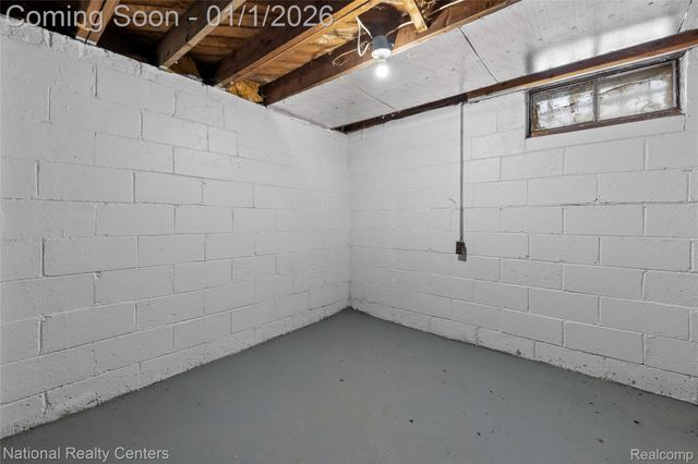 7635 Ashton Avenue, Detroit, MI 48228