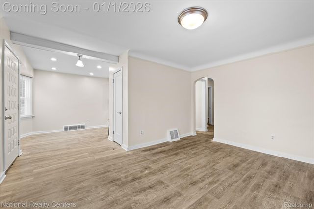 7635 Ashton Avenue, Detroit, MI 48228