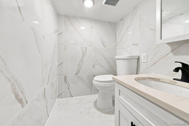1978 Needham, Bronx, NY 10466