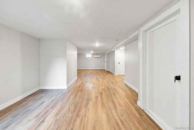 1978 Needham, Bronx, NY 10466