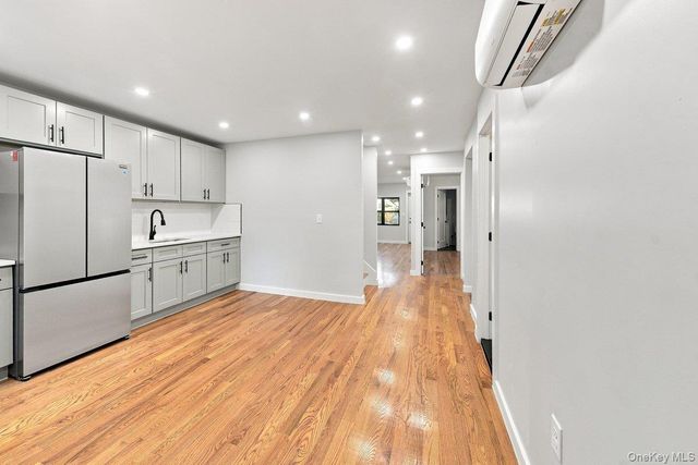 1978 Needham, Bronx, NY 10466
