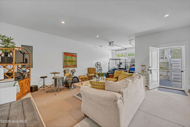 1605 Spot Lane, Carolina Beach, NC 28428