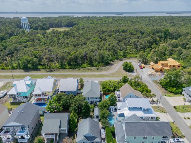 1605 Spot Lane, Carolina Beach, NC 28428