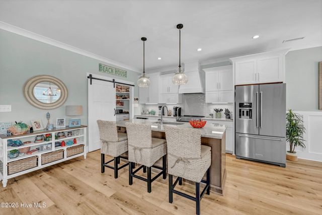 1605 Spot Lane, Carolina Beach, NC 28428