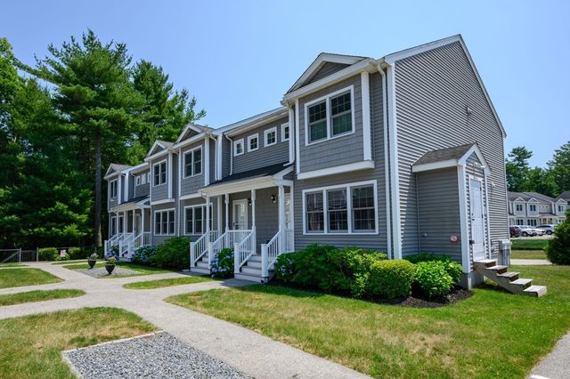 32 Great Cedar 32, Hanson, MA 02341