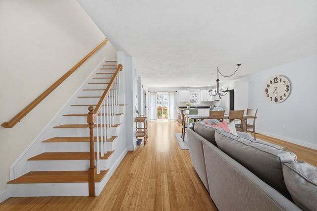 32 Great Cedar 32, Hanson, MA 02341