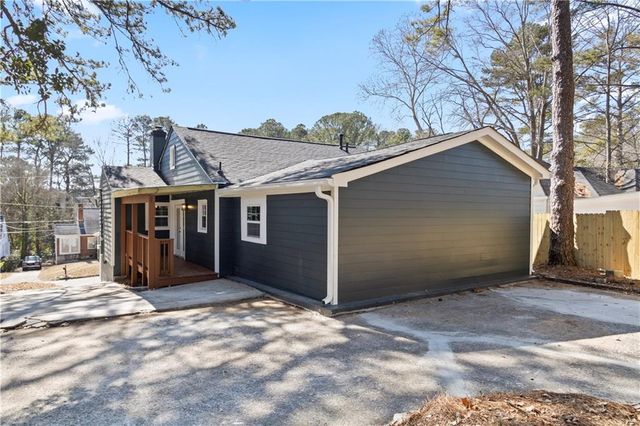 1673 Altadena SW Place, Atlanta, GA 30311