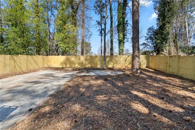 1673 Altadena SW Place, Atlanta, GA 30311