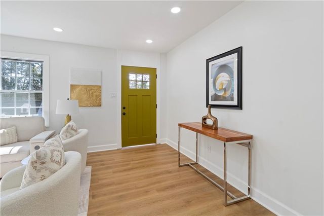 1673 Altadena SW Place, Atlanta, GA 30311