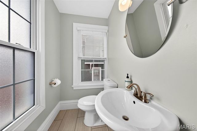 324 Stark Court, Webster Groves, MO 63119