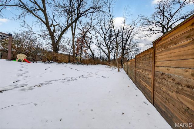 324 Stark Court, Webster Groves, MO 63119