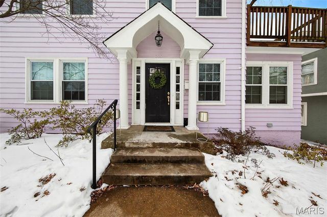 324 Stark Court, Webster Groves, MO 63119