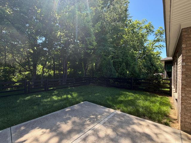 213 Red Cedar Drive, Nicholasville, KY 40356