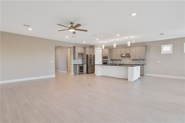 4088 Basket Oak Circle, Vero Beach, FL 32967