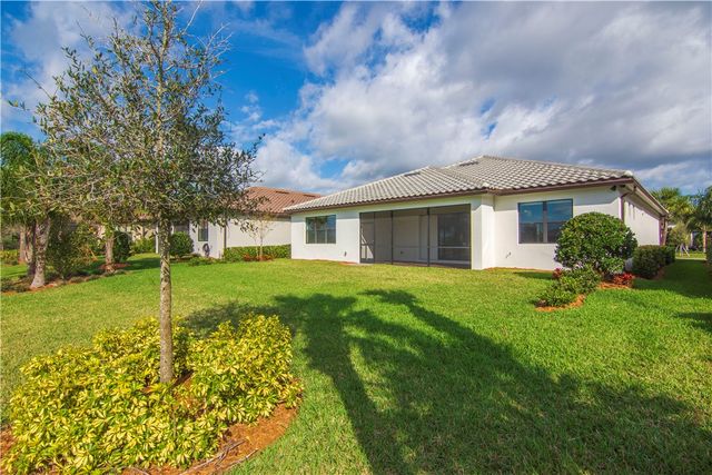 4088 Basket Oak Circle, Vero Beach, FL 32967