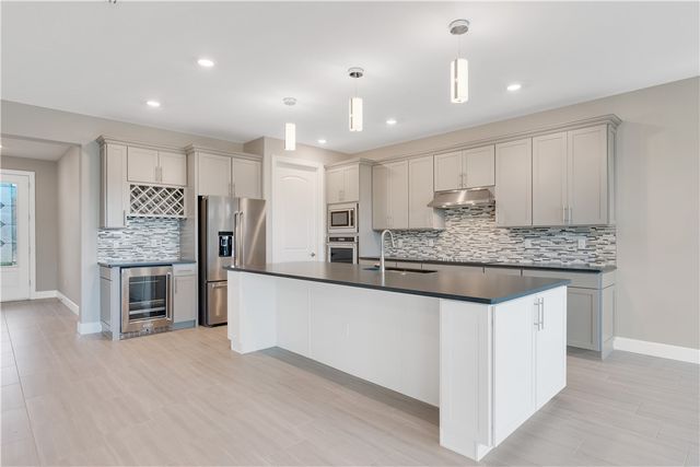 4088 Basket Oak Circle, Vero Beach, FL 32967