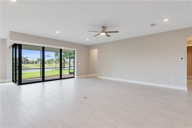 4088 Basket Oak Circle, Vero Beach, FL 32967