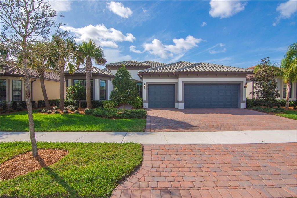 4088 Basket Oak Circle, Vero Beach, FL 32967