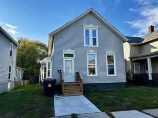 916 Grand AVENUE, Racine, WI 53403