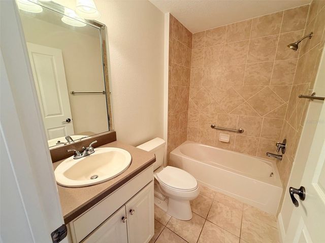 995 JOINER PLACE, The Villages, FL 32162