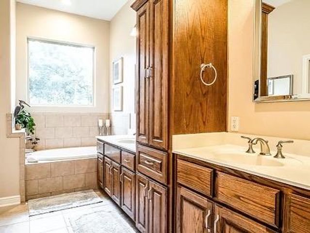 16308 Lake LOOP, Austin, TX 78734