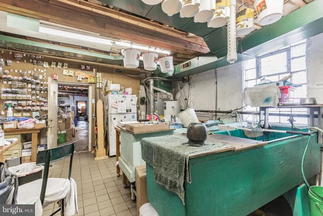 4999 LINDEN AVE, Philadelphia, PA 19114