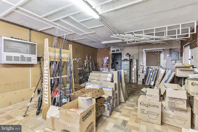 4999 LINDEN AVE, Philadelphia, PA 19114