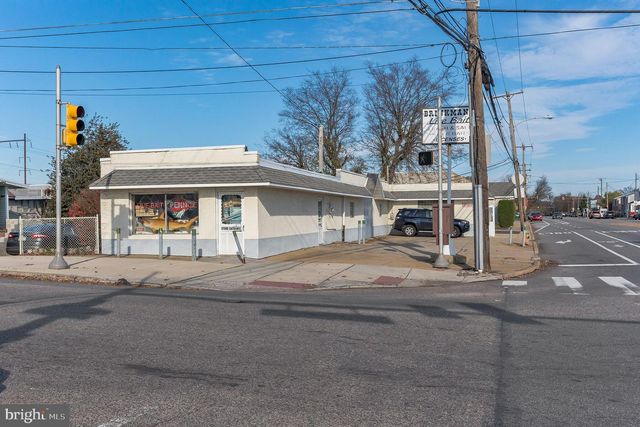 4999 LINDEN AVE, Philadelphia, PA 19114