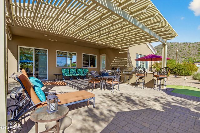 1913 W LAURIE Lane, San Tan Valley, AZ 85144