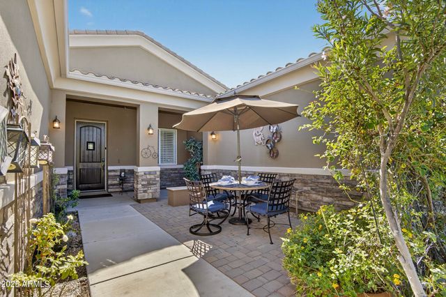 1913 W LAURIE Lane, San Tan Valley, AZ 85144