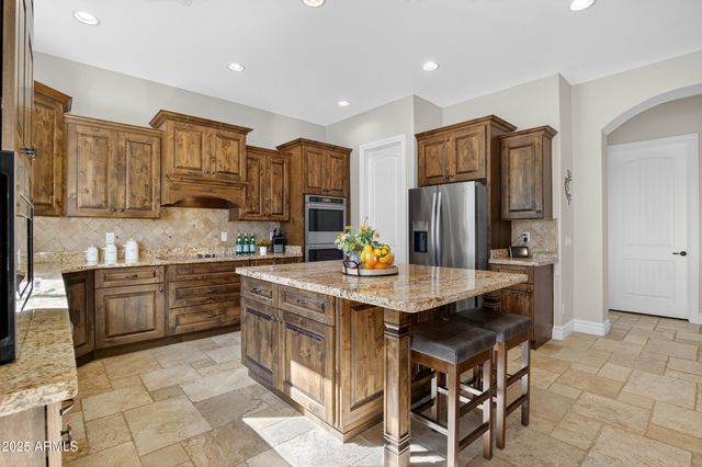 1913 W LAURIE Lane, San Tan Valley, AZ 85144