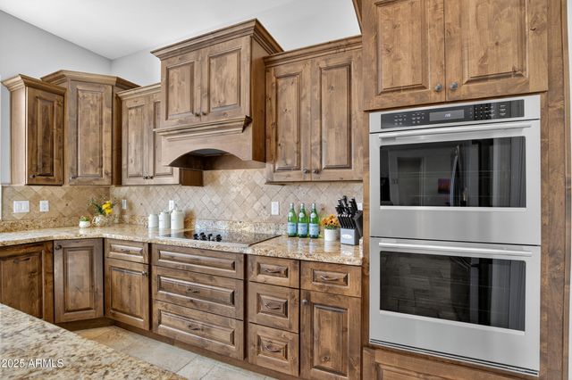 1913 W LAURIE Lane, San Tan Valley, AZ 85144