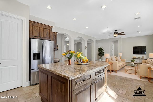 1913 W LAURIE Lane, San Tan Valley, AZ 85144