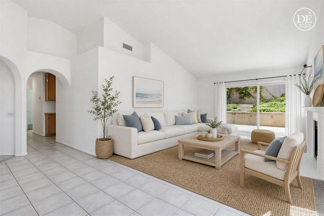 2194 Luz Way, Oceanside, CA 92056